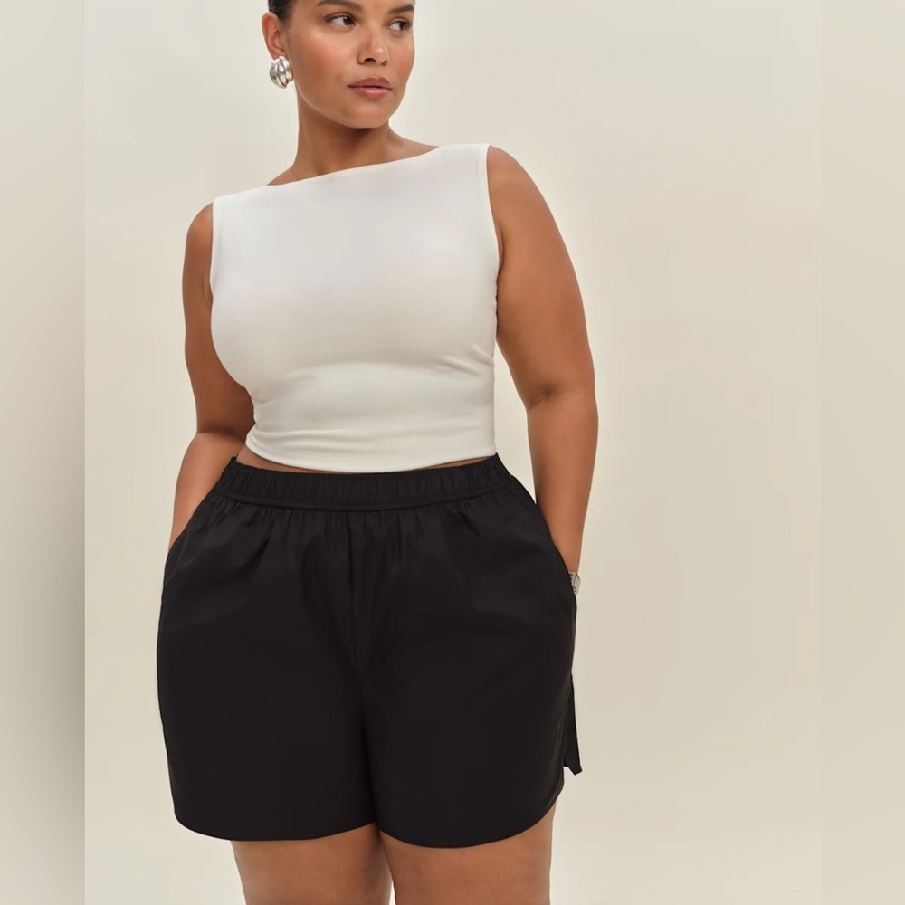 Reformation Black Miles Short Sz L
